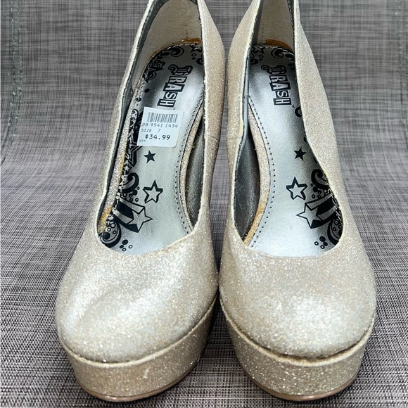 Brash Gold Glitter peep toe heels - Picture 2 of 6